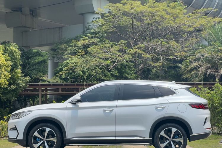 Used BYD Song PLUS New Energy 2021 EV Flagship Model Exterior 1