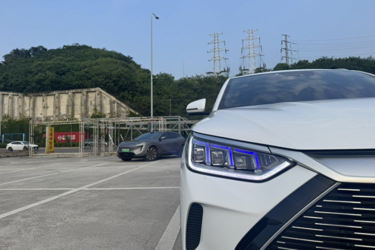 Used BYD Song PLUS New Energy 2021 DM-i 51KM Prestige Model Exterior 2