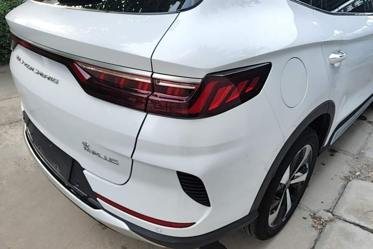 Used BYD Song PLUS New Energy 2021 DM-i 51KM Prestige Model Exterior 3