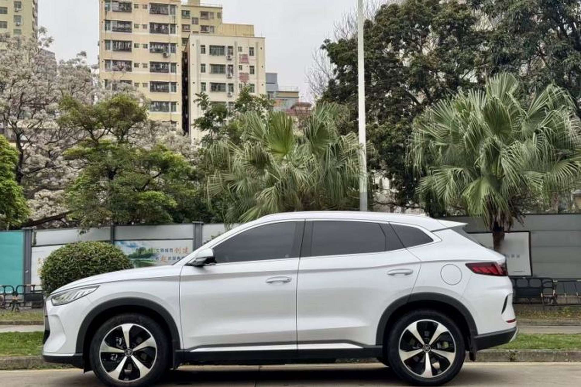 Used BYD Song PLUS New Energy 2021 DM-i 110KM Flagship PLUS Exterior 4