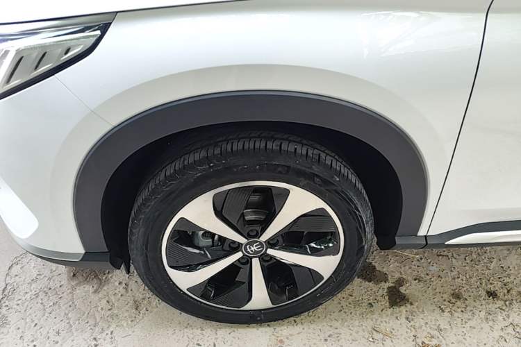Used BYD Song PLUS New Energy 2021 DM-i 51KM Prestige Model Exterior 4