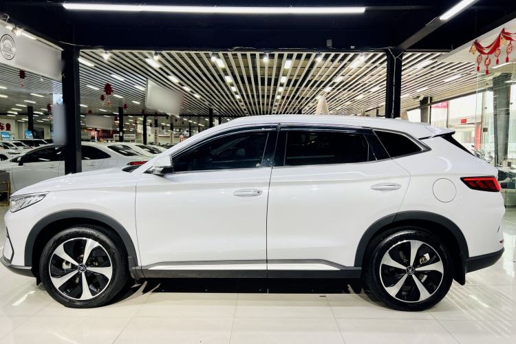 Used BYD Song PLUS New Energy 2021 EV Flagship Model Exterior 5