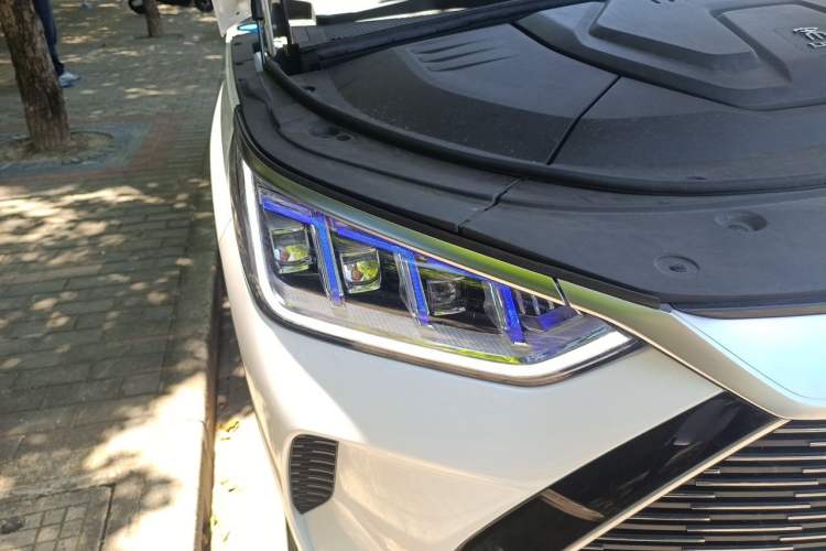 Used BYD Song PLUS New Energy 2021 DM-i 51KM Prestige Model Exterior 6