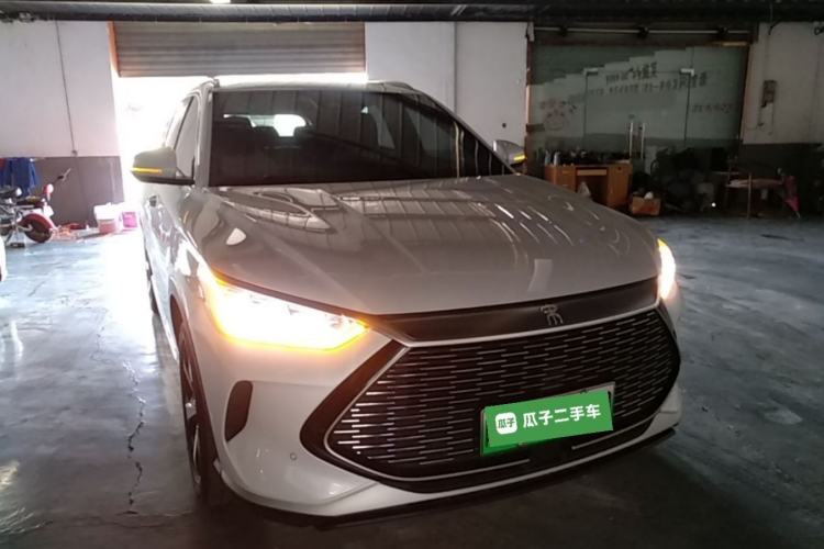 Used BYD Song PLUS New Energy 2021 DM-i 110KM Flagship PLUS Front Right 45 Deg