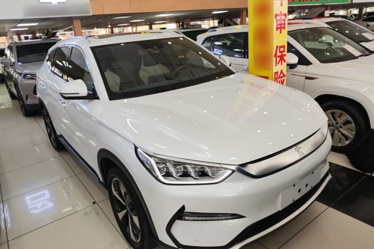 Used BYD Song PLUS New Energy 2021 EV Flagship Model Front Right 45 Deg