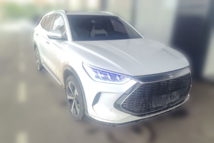 Used BYD Song PLUS New Energy 2021 DM-i 51KM Prestige Model Front Right 45 Deg