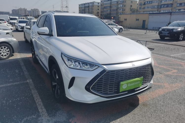 Used BYD Song PLUS New Energy 2021 DM-i 51KM Prestige Model Front Right 45 Deg