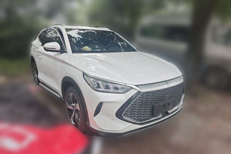 Used BYD Song PLUS New Energy 2021 DM-i 51KM Prestige Model Front Right 45 Deg