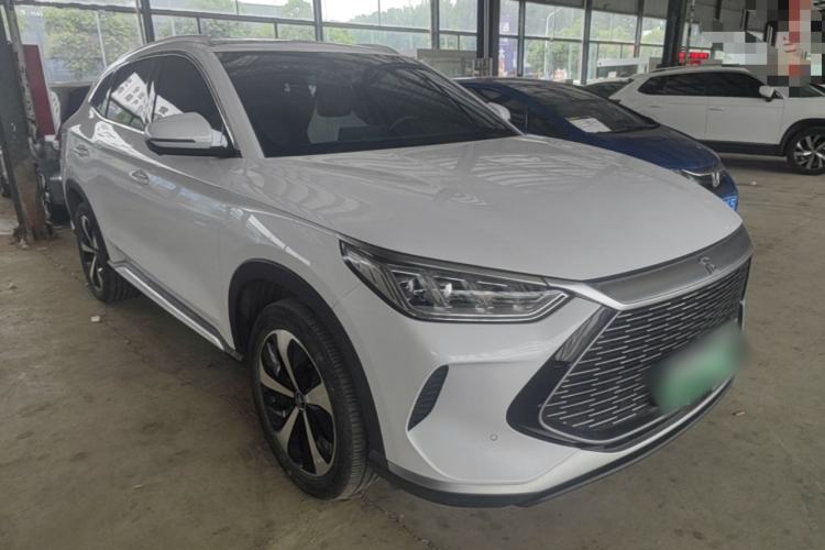 Used BYD Song PLUS New Energy 2021 DM-i 51KM Prestige Model Front Right 45 Deg