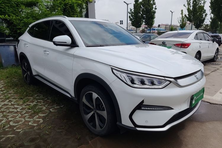 Used BYD Song PLUS New Energy 2021 EV Flagship Model Front Right 45 Deg