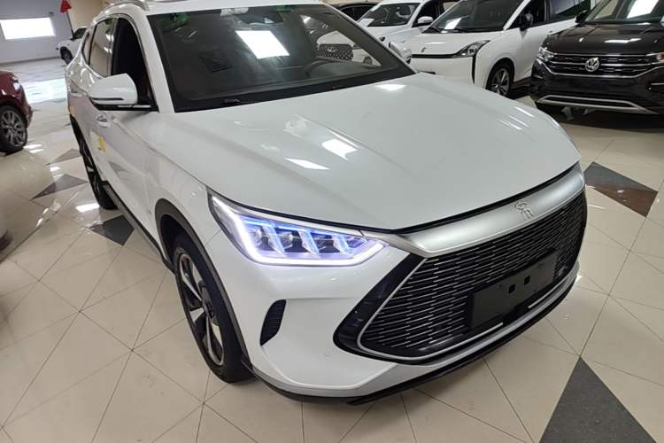 Used BYD Song PLUS New Energy 2021 DM-i 100KM Four-Wheel Drive Flagship PLUS Front Right 45 Deg