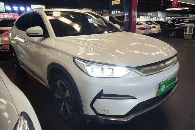Used BYD Song PLUS New Energy 2021 EV Flagship Model Front Right 45 Deg