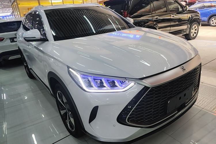 Used BYD Song PLUS New Energy 2021 DM-i 51KM Prestige Model Front Right 45 Deg