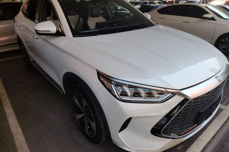 Used BYD Song PLUS New Energy 2021 DM-i 110KM Flagship PLUS 5G Edition Front Right 45 Deg