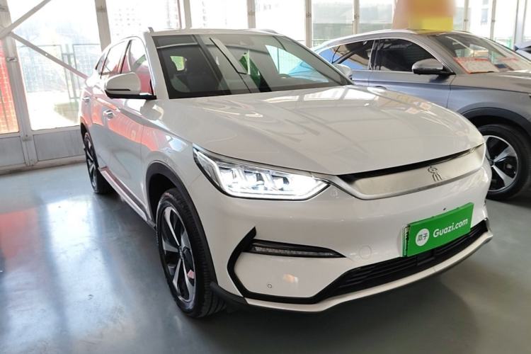 Used BYD Song PLUS New Energy 2021 EV Flagship Model Front Right 45 Deg