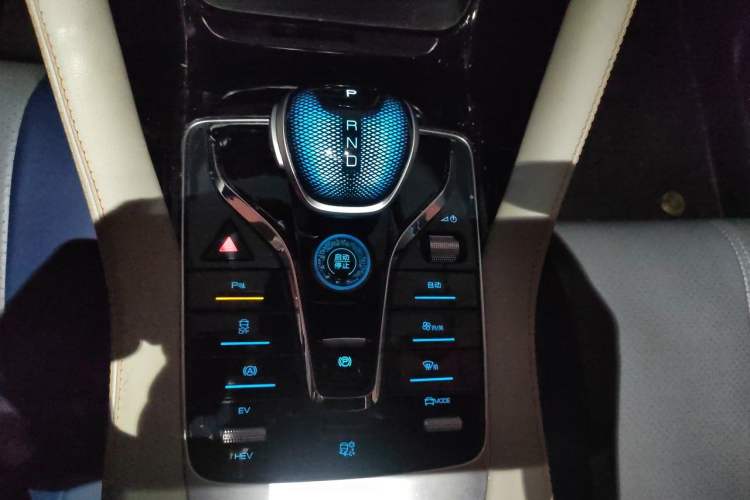 Used BYD Song PLUS New Energy 2021 DM-i 110KM Flagship Model Gear Lever
