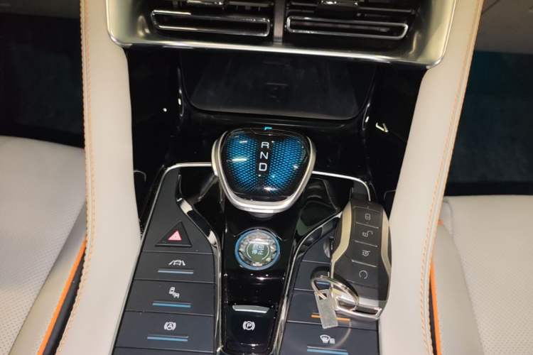 Used BYD Song PLUS New Energy 2021 DM-i 110KM Flagship PLUS Gear Lever