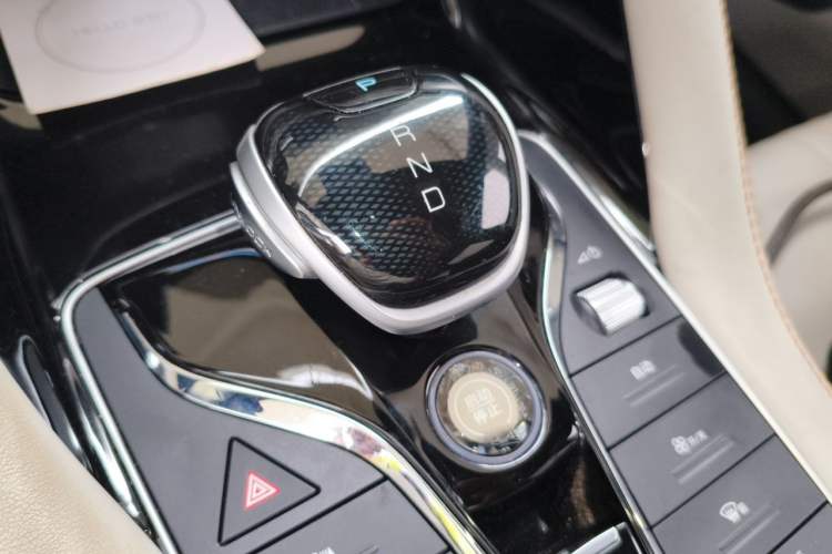 Used BYD Song PLUS New Energy 2021 DM-i 110KM Flagship Model Gear Lever