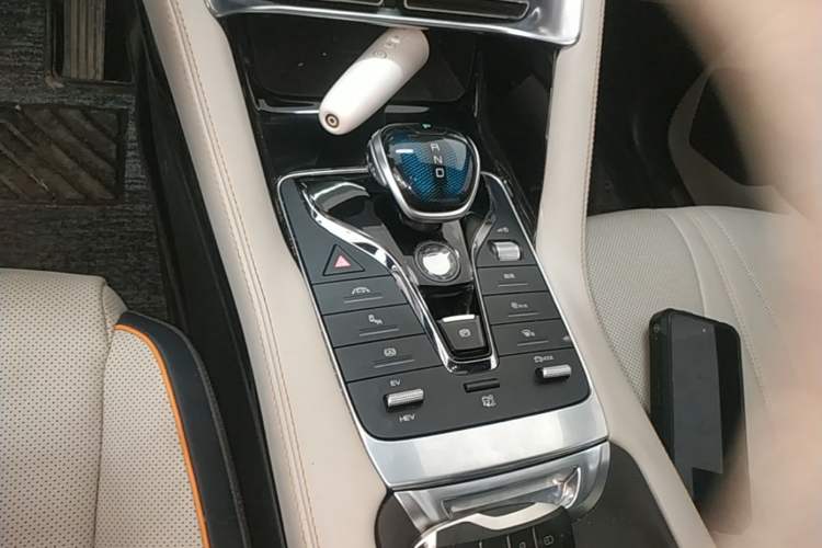Used BYD Song PLUS New Energy 2021 DM-i 110KM Flagship PLUS Gear Lever