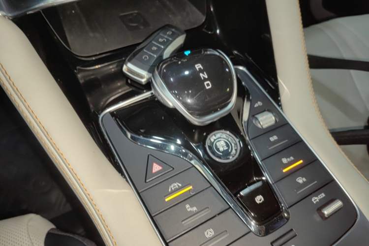 Used BYD Song PLUS New Energy 2021 DM-i 110KM Flagship PLUS Gear Lever