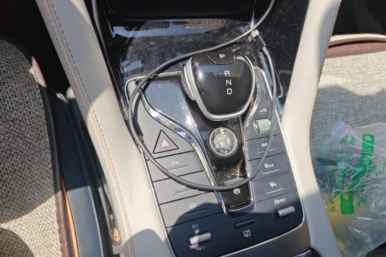 Used BYD Song PLUS New Energy 2021 DM-i 110KM Flagship Model Gear Lever