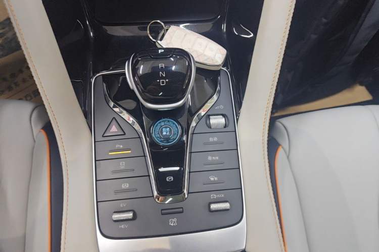 Used BYD Song PLUS New Energy 2021 DM-i 110KM Flagship Model Gear Lever