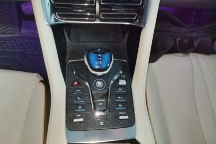 Used BYD Song PLUS New Energy 2021 EV Flagship Model Gear Lever