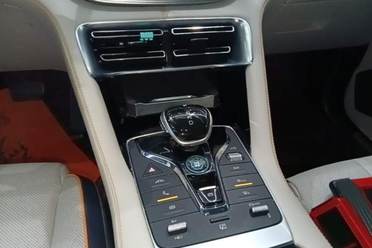 Used BYD Song PLUS New Energy 2021 DM-i 110KM Flagship PLUS Gear Lever