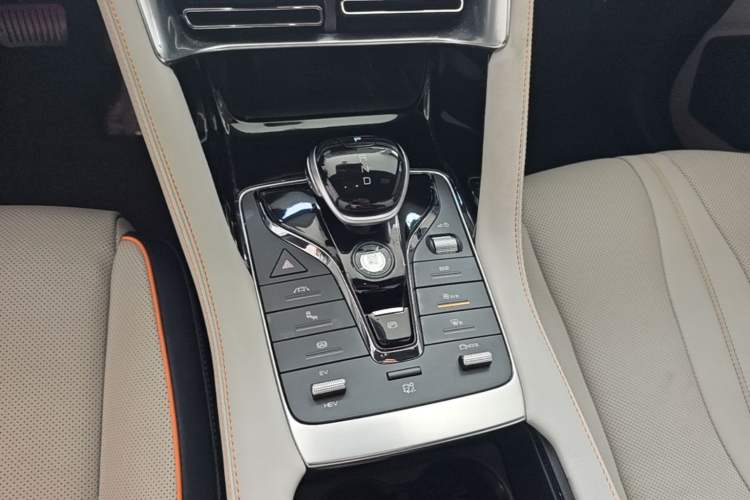 Used BYD Song PLUS New Energy 2021 DM-i 51KM Prestige Model Gear Lever