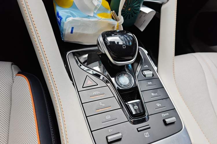 Used BYD Song PLUS New Energy 2021 DM-i 110KM Flagship PLUS Gear Lever
