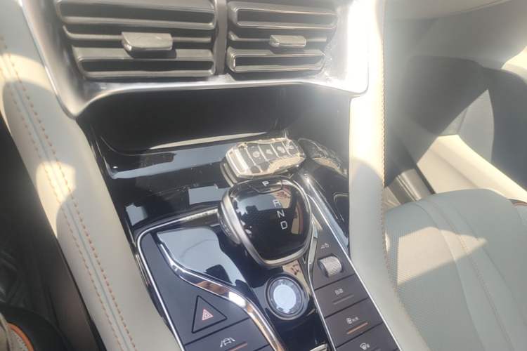 Used BYD Song PLUS New Energy 2021 DM-i 51KM Prestige Model Gear Lever