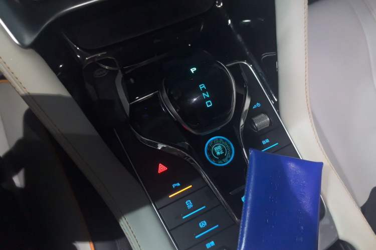 Used BYD Song PLUS New Energy 2021 EV Deluxe Model Gear Lever