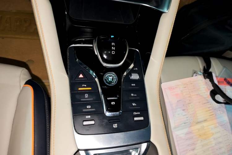 Used BYD Song PLUS New Energy 2021 EV Flagship Model Gear Lever