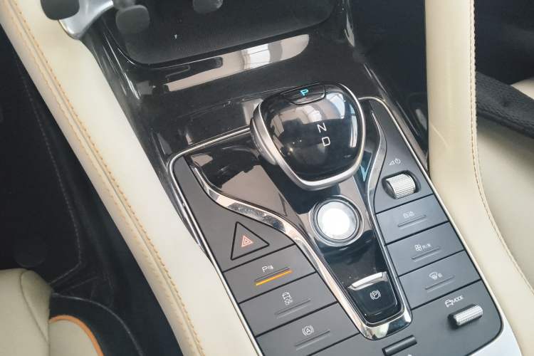 Used BYD Song PLUS New Energy 2021 EV Deluxe Model Gear Lever