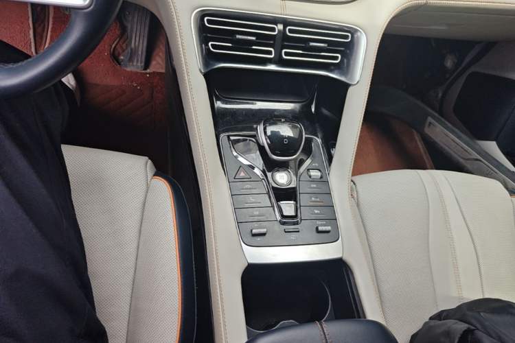 Used BYD Song PLUS New Energy 2021 DM-i 110KM Flagship PLUS Gear Lever