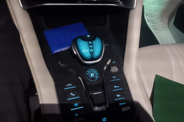 Used BYD Song PLUS New Energy 2021 DM-i 110KM Flagship PLUS Gear Lever