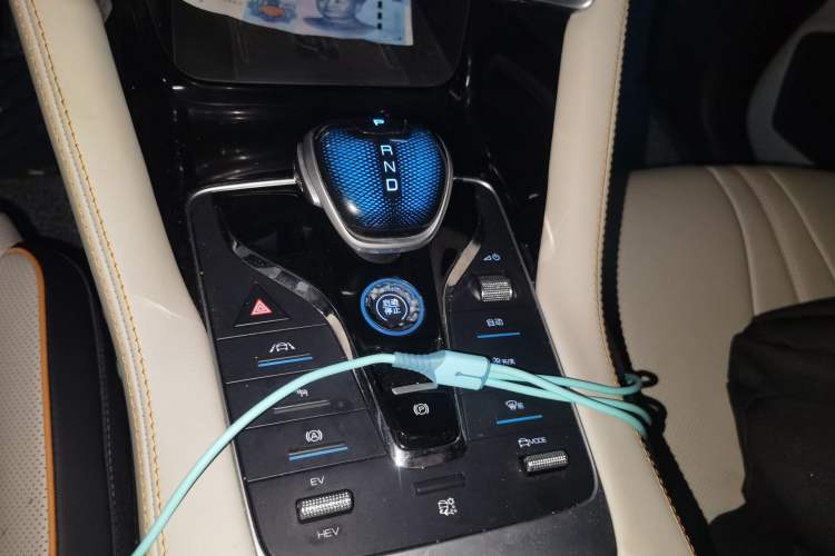 Used BYD Song PLUS New Energy 2021 DM-i 110KM Flagship PLUS Gear Lever