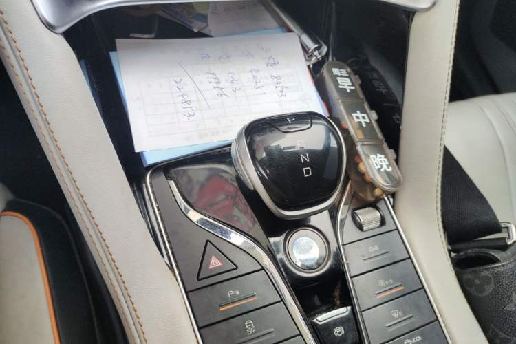 Used BYD Song PLUS New Energy 2021 DM-i 110KM Flagship Model Gear Lever