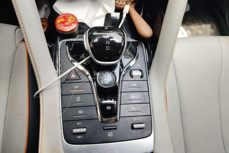 Used BYD Song PLUS New Energy 2021 DM-i 110KM Flagship Model Gear Lever