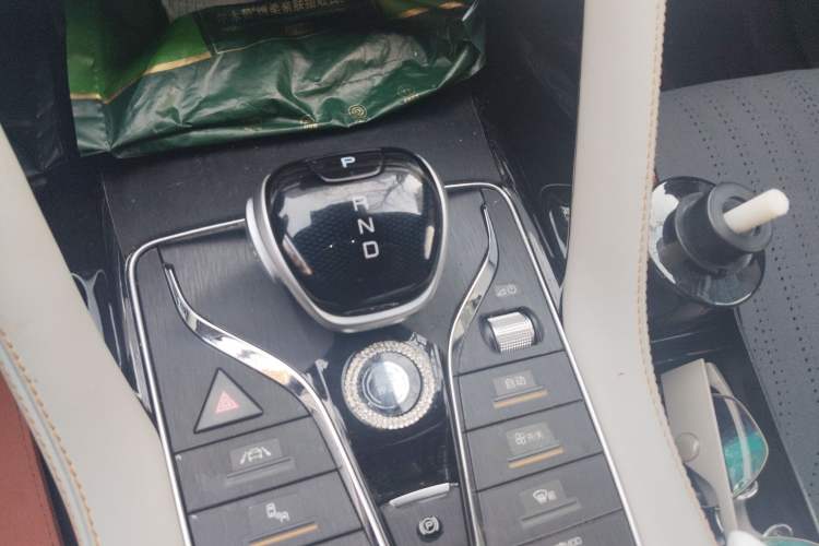 Used BYD Song PLUS New Energy 2021 DM-i 110KM Flagship PLUS Gear Lever