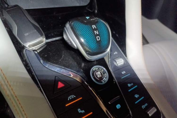 Used BYD Song PLUS New Energy 2021 DM-i 110KM Flagship PLUS Gear Lever