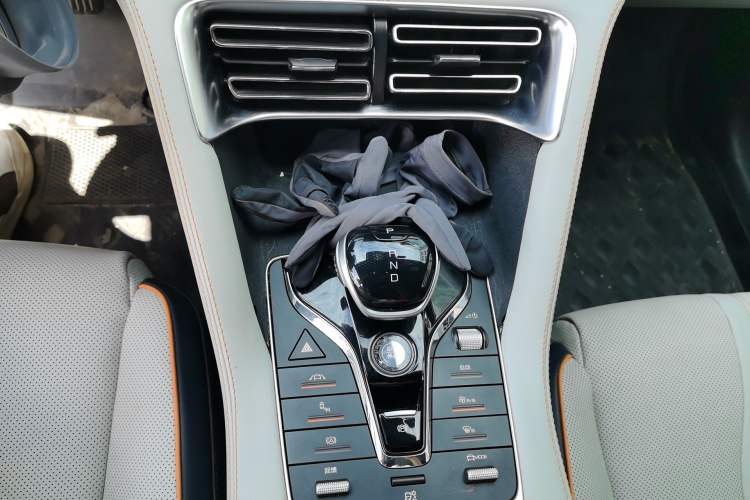 Used BYD Song PLUS New Energy 2021 EV Flagship Model Gear Lever