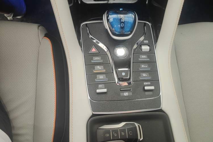 Used BYD Song PLUS New Energy 2021 DM-i 51KM Prestige Model Gear Lever