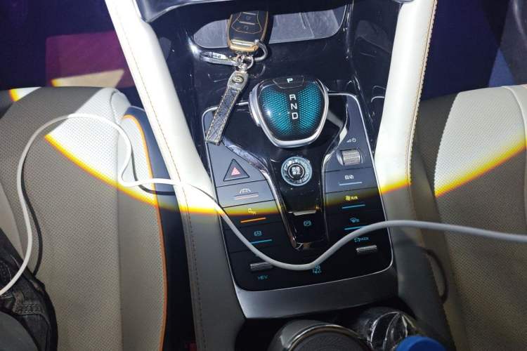 Used BYD Song PLUS New Energy 2021 DM-i 110KM Flagship PLUS Gear Lever
