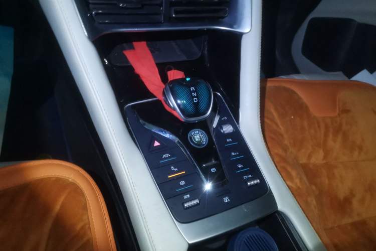 Used BYD Song PLUS New Energy 2021 EV Flagship Model Gear Lever