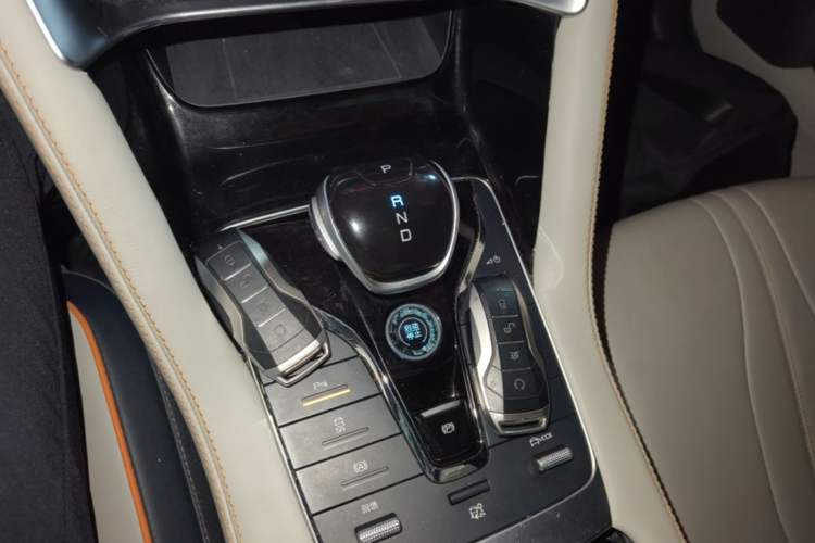 Used BYD Song PLUS New Energy 2021 EV Deluxe Model Gear Lever