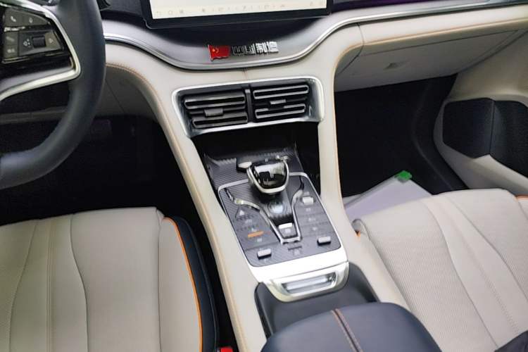 Used BYD Song PLUS New Energy 2021 DM-i 51KM Prestige Model Gear Lever
