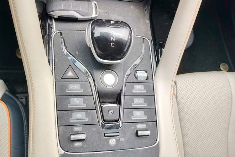 Used BYD Song PLUS New Energy 2021 DM-i 51KM Prestige Model Gear Lever