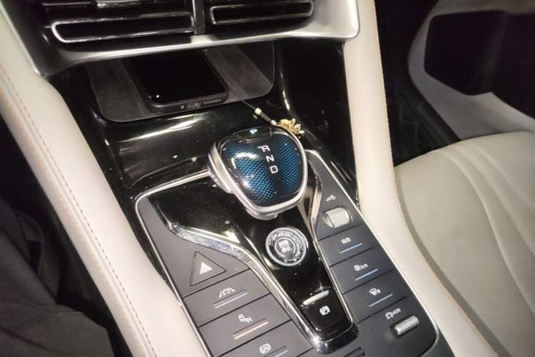 Used BYD Song PLUS New Energy 2021 EV Flagship Model Gear Lever