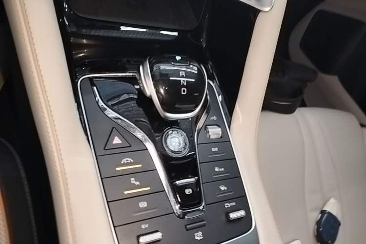 Used BYD Song PLUS New Energy 2021 DM-i 110KM Flagship PLUS Gear Lever